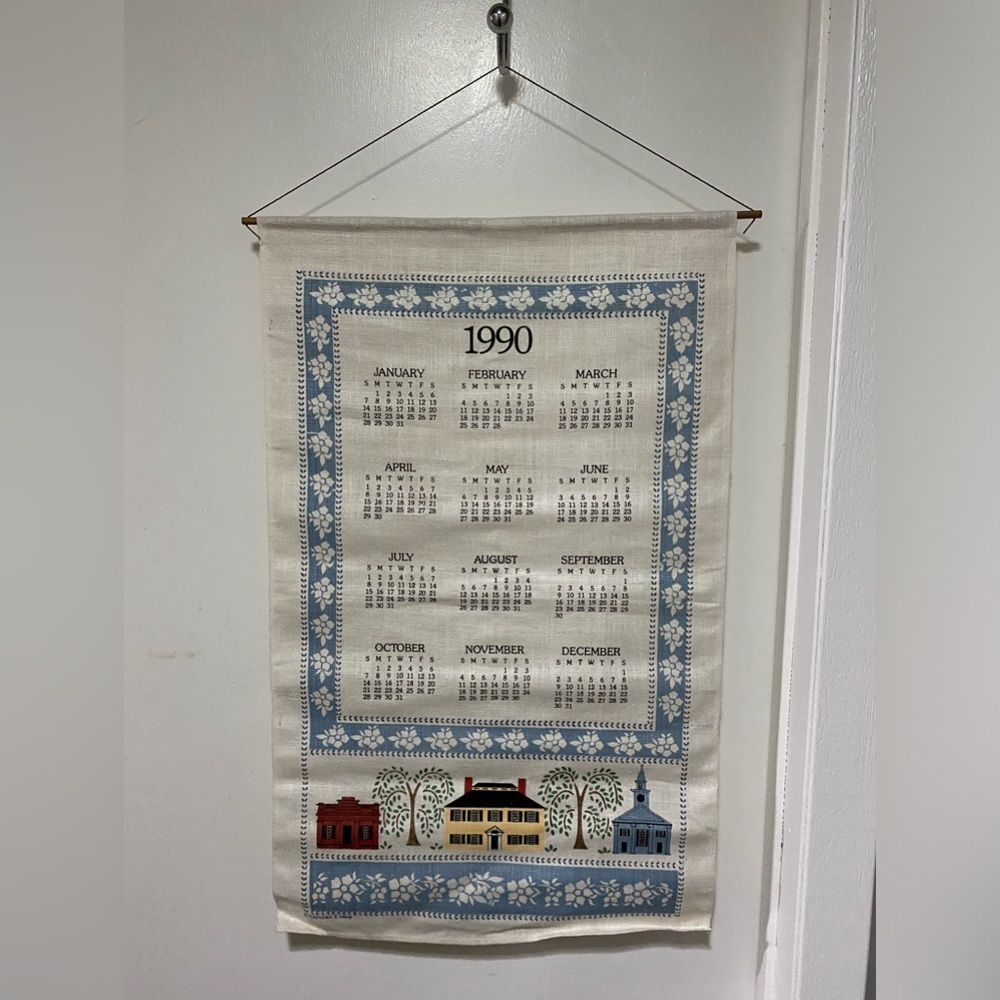 Vintage/retro collectible  linen wall hanging calendar 1990